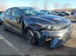 3KPF24AD4NE500318 2022 KIA FORTE