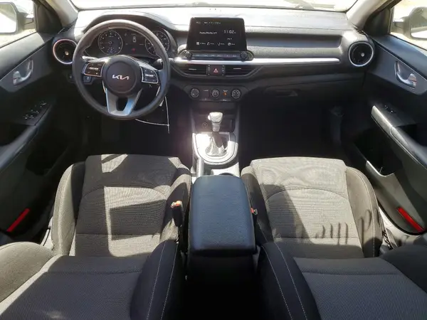 3KPF24AD4NE500402 2022 KIA FORTE - Image 8