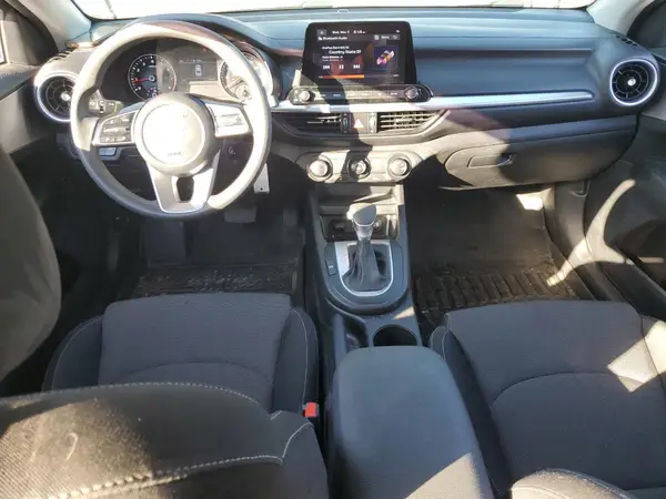 3KPF24AD4NE500965 2022 KIA FORTE - Image 8