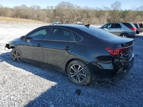 3KPF24AD4PE505845 2023 KIA FORTE - Image 2