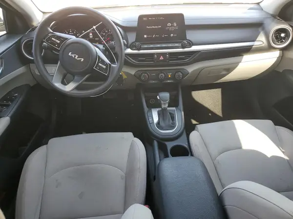 3KPF24AD4PE505845 2023 KIA FORTE - Image 8