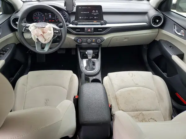3KPF24AD4PE506137 2023 KIA FORTE - Image 8