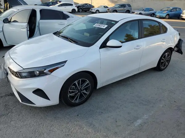 3KPF24AD4PE508230 2023 KIA FORTE - Image 1