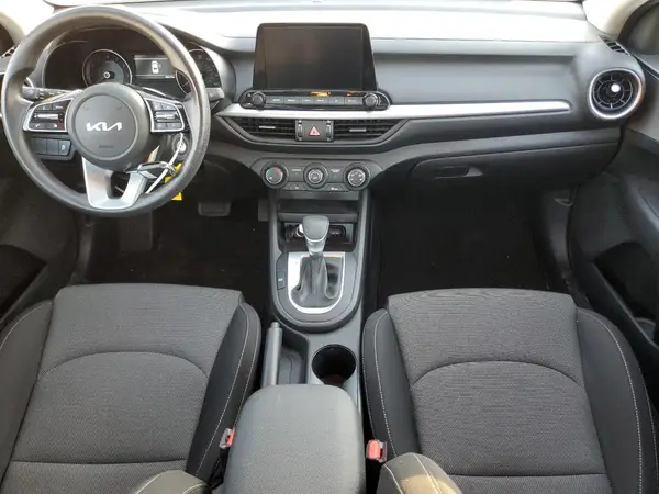 3KPF24AD4PE508230 2023 KIA FORTE - Image 8
