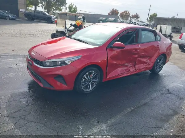 3KPF24AD4PE509118 2023 KIA FORTE - Image 2