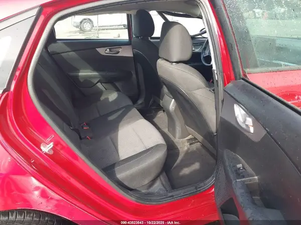 3KPF24AD4PE509118 2023 KIA FORTE - Image 8