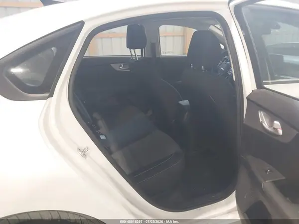 3KPF24AD4PE516120 2023 KIA FORTE - Image 8