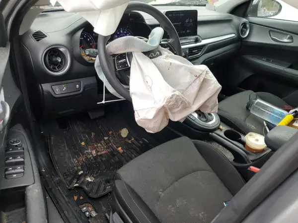 3KPF24AD4PE516361 2023 KIA FORTE - Image 8