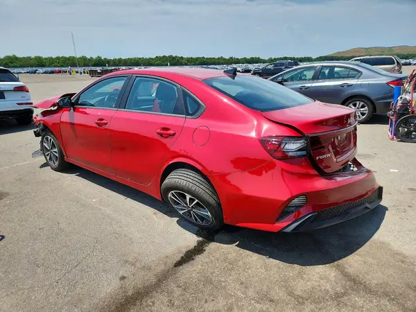 3KPF24AD4PE516831 2023 KIA FORTE - Image 2
