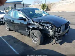 3KPF24AD4PE518157 2023 KIA FORTE