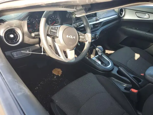 3KPF24AD4PE521253 2023 KIA FORTE - Image 8