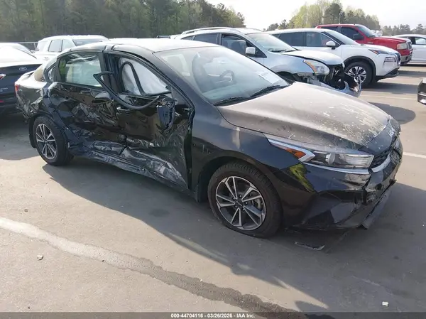 3KPF24AD4PE524184 2023 KIA FORTE - Image 1