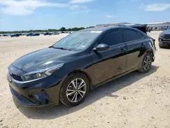 3KPF24AD4PE526498 2023 KIA FORTE