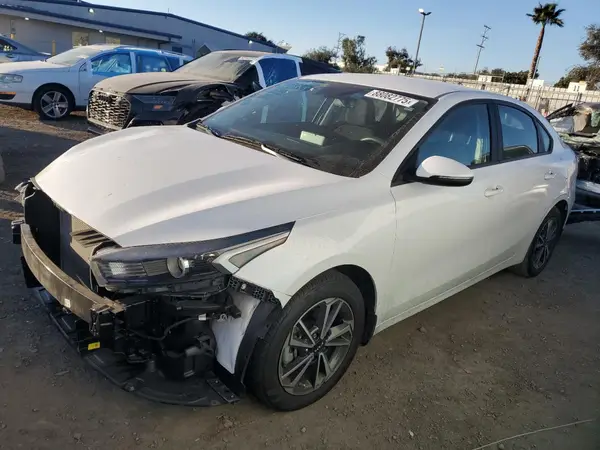 3KPF24AD4PE526842 2023 KIA FORTE - Image 1