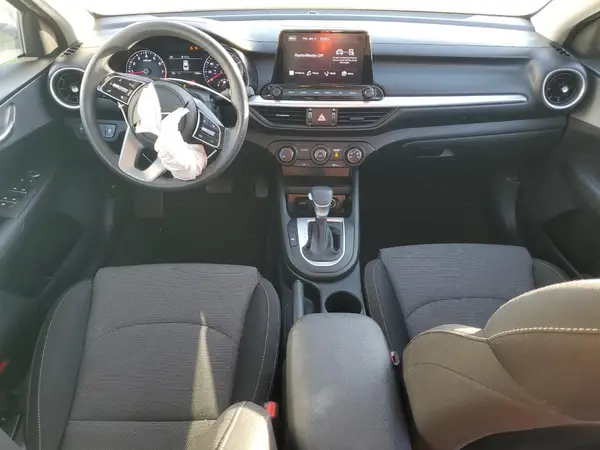 3KPF24AD4PE526842 2023 KIA FORTE - Image 8