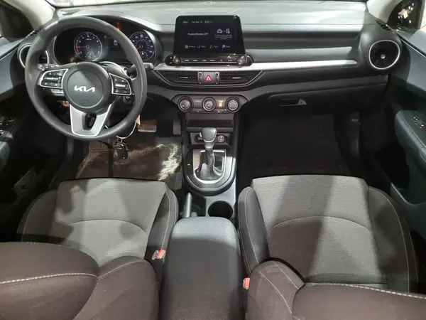 3KPF24AD4PE530695 2023 KIA FORTE - Image 8