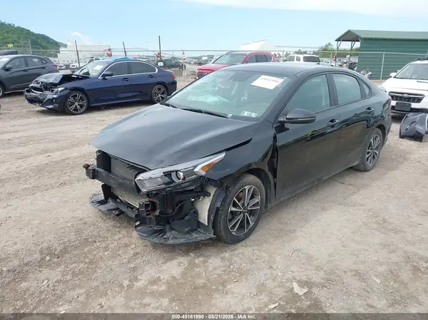 3KPF24AD4PE530745 2023 KIA FORTE - Image 2