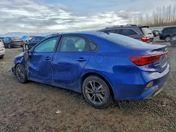 3KPF24AD4PE532169 2023 KIA FORTE - Image 2