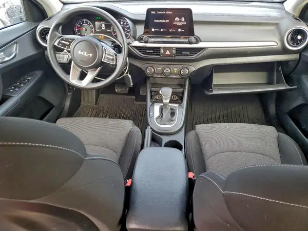 3KPF24AD4PE532169 2023 KIA FORTE - Image 8