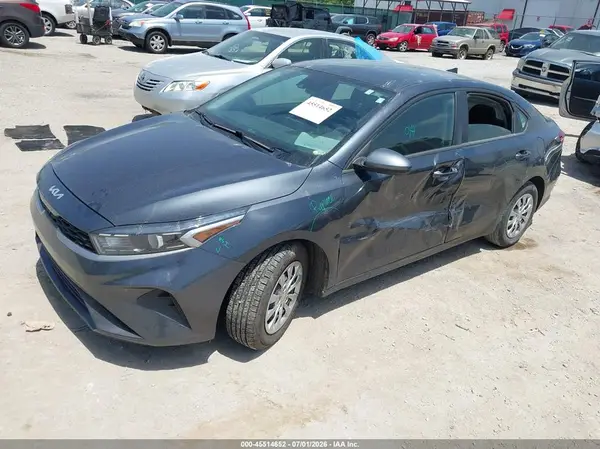 3KPF24AD4PE536688 2023 KIA FORTE - Image 2