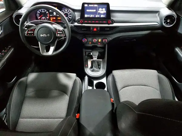 3KPF24AD4PE541339 2023 KIA FORTE - Image 8