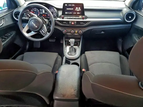 3KPF24AD4PE545164 2023 KIA FORTE - Image 8