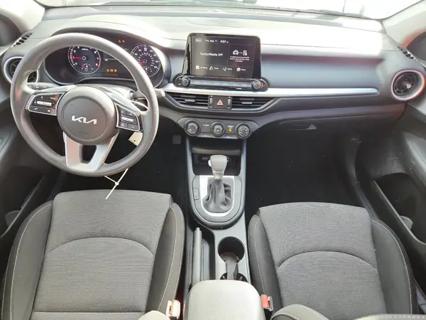 3KPF24AD4PE549764 2023 KIA FORTE - Image 8