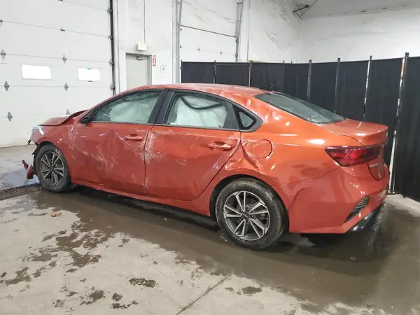 3KPF24AD4PE551644 2023 KIA FORTE - Image 2
