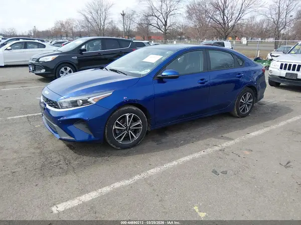 3KPF24AD4PE553328 2023 KIA FORTE - Image 2