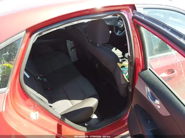 3KPF24AD4PE554205 2023 KIA FORTE - Image 8