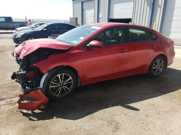 3KPF24AD4PE556861 2023 KIA FORTE - Image 1