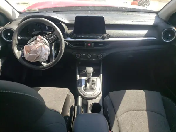 3KPF24AD4PE556861 2023 KIA FORTE - Image 8