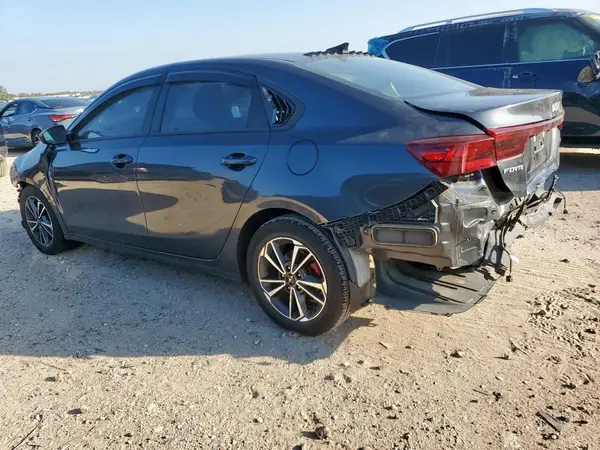 3KPF24AD4PE557167 2023 KIA FORTE - Image 2