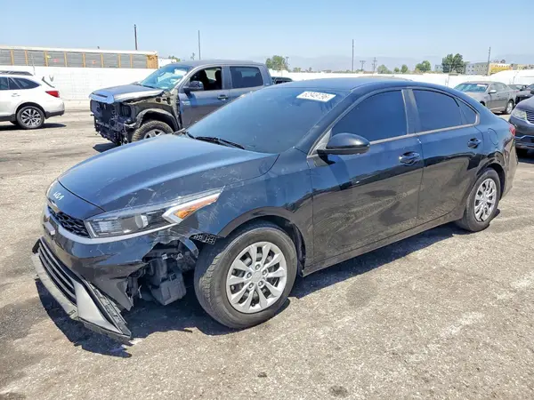 3KPF24AD4PE565625 2023 KIA FORTE - Image 1