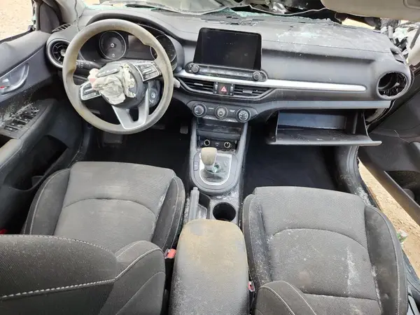 3KPF24AD4PE568072 2023 KIA FORTE - Image 8