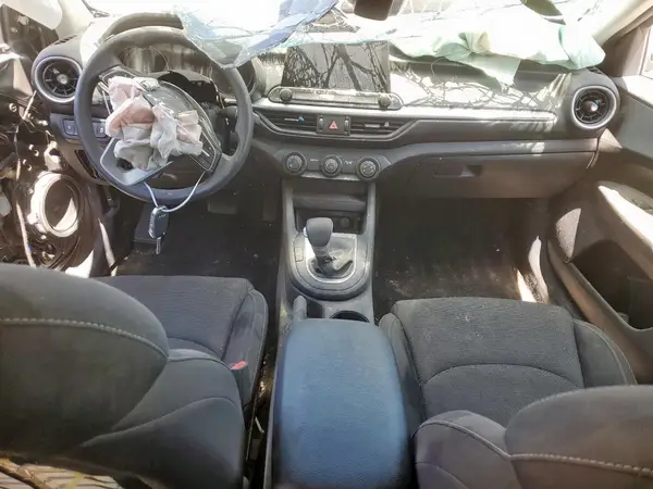 3KPF24AD4PE568105 2023 KIA FORTE - Image 8