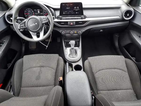 3KPF24AD4PE569447 2023 KIA FORTE - Image 8