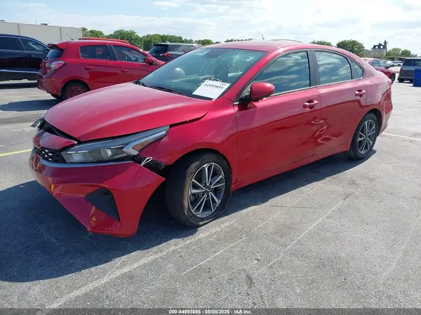 3KPF24AD4PE571215 2023 KIA FORTE - Image 2