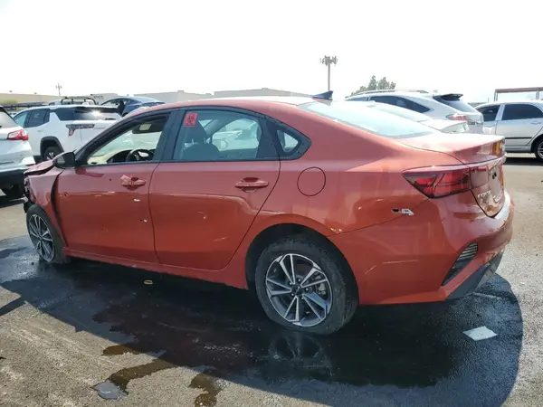 3KPF24AD4PE571442 2023 KIA FORTE - Image 2