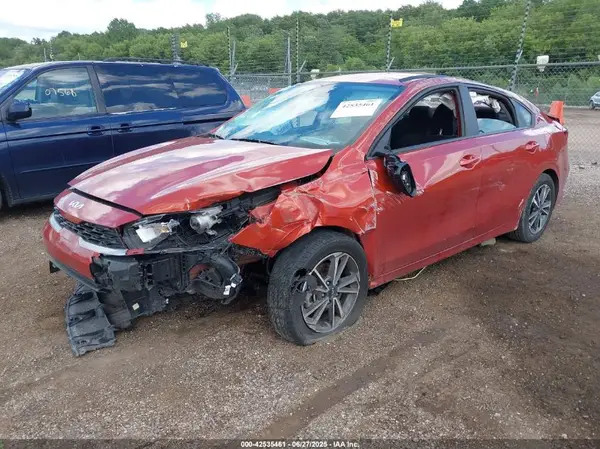3KPF24AD4PE574261 2023 KIA FORTE - Image 2