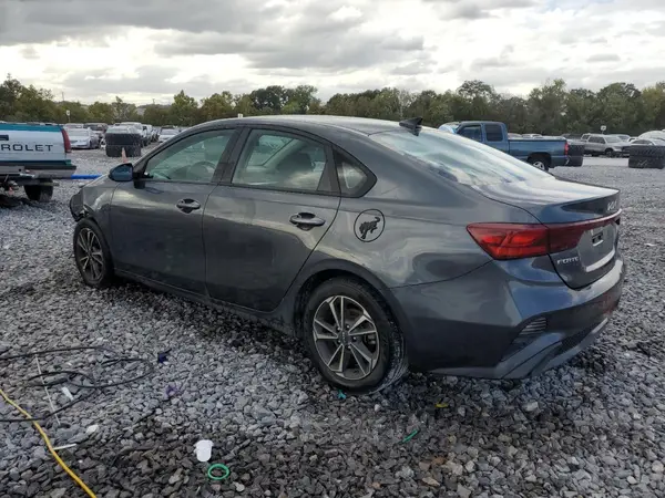 3KPF24AD4PE577046 2023 KIA FORTE - Image 2
