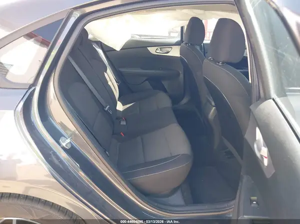 3KPF24AD4PE586524 2023 KIA FORTE - Image 8