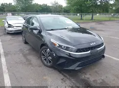3KPF24AD4PE586698 2023 KIA FORTE