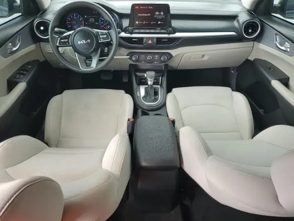 3KPF24AD4PE590010 2023 KIA FORTE - Image 8