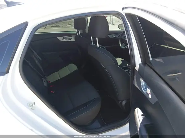 3KPF24AD4PE590315 2023 KIA FORTE - Image 8
