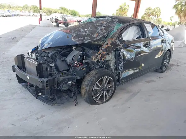 3KPF24AD4PE592405 2023 KIA FORTE - Image 2