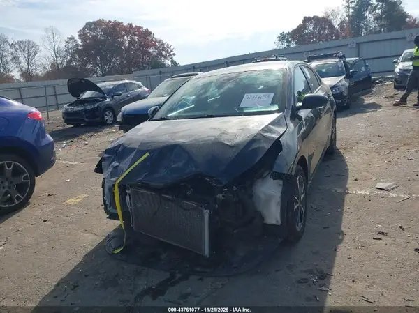 3KPF24AD4PE594803 2023 KIA FORTE - Image 2