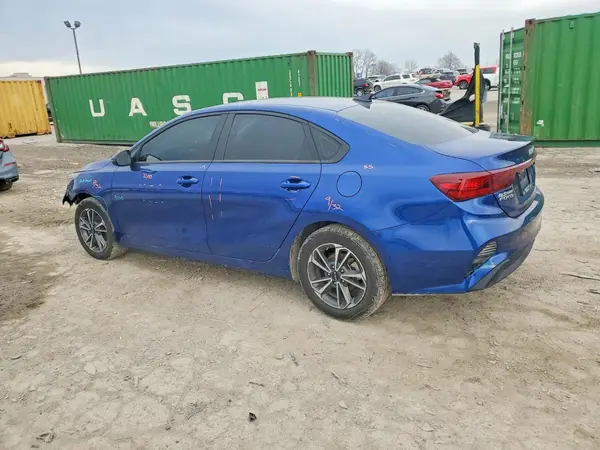 3KPF24AD4PE596258 2023 KIA FORTE - Image 2