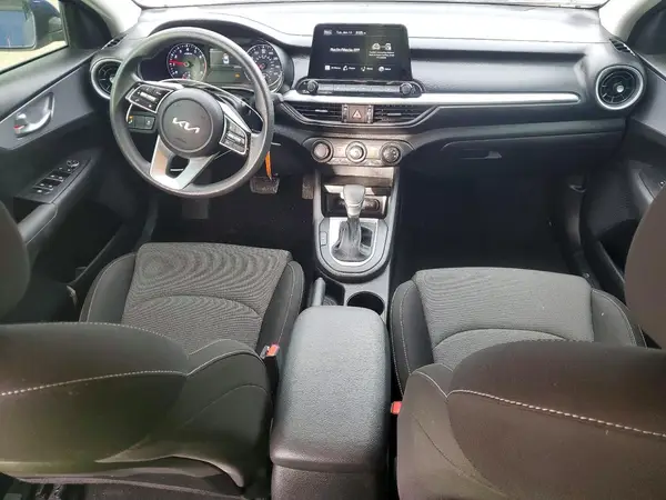 3KPF24AD4PE596258 2023 KIA FORTE - Image 8