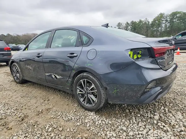 3KPF24AD4PE600678 2023 KIA FORTE - Image 2